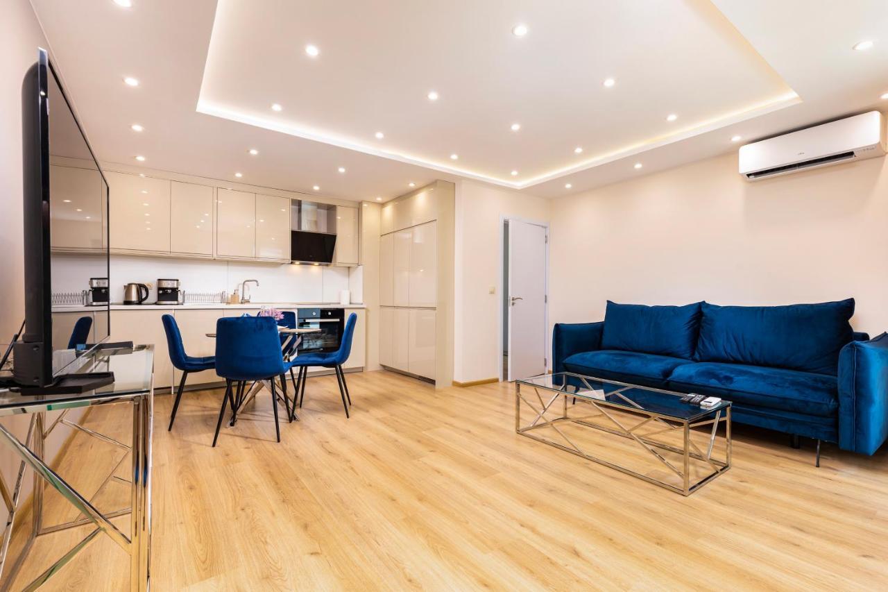 Cityscape Retreat 1Bd Flat In The Heart Of Plovdiv Apartment Exterior photo