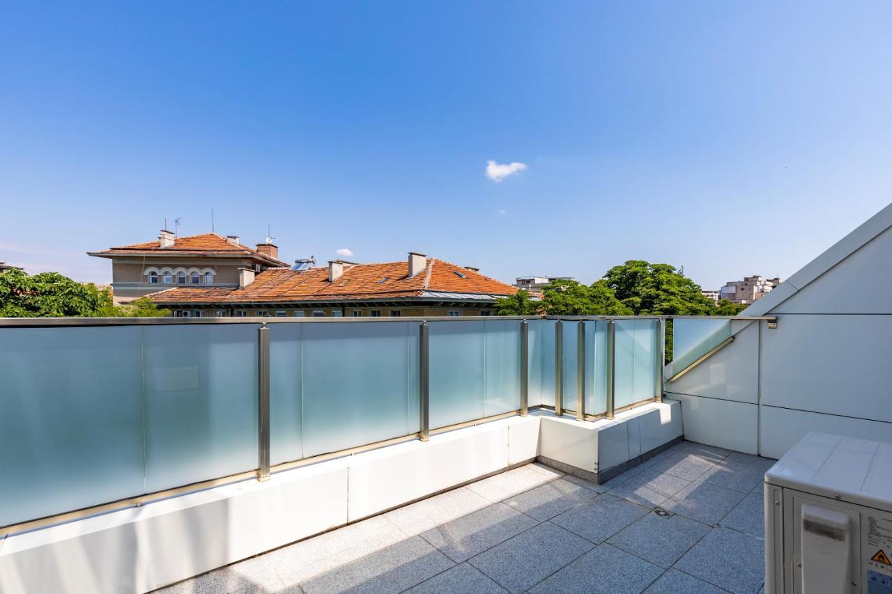 Cityscape Retreat 1Bd Flat In The Heart Of Plovdiv Apartment Exterior photo